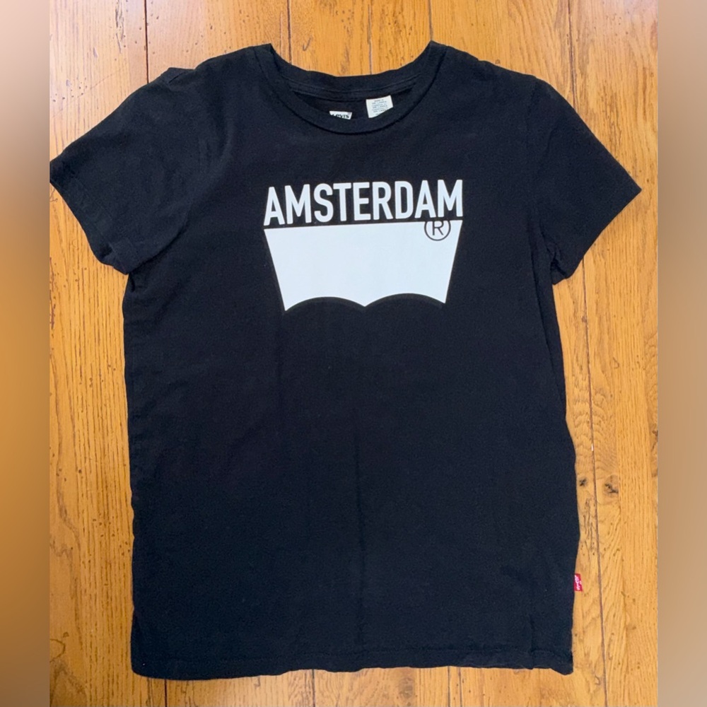 Levi's Black T-Shirt with Amsterdam Graphic